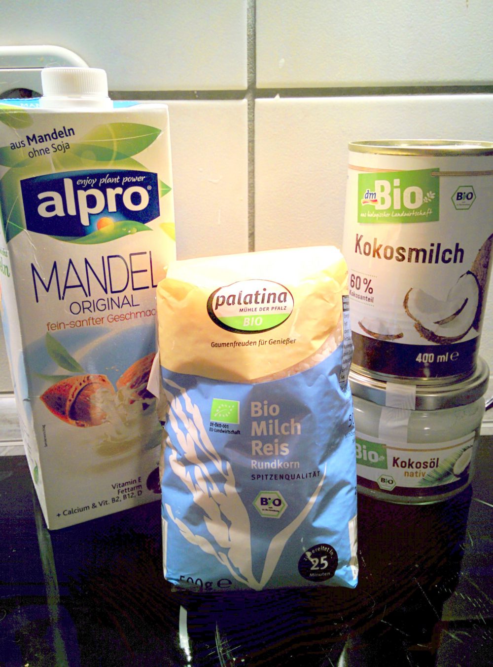 Rezeptvideo: Kokos-Mandelmilch-Milchreis vegan