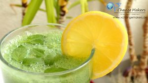 green-smoothie-grüner-smoothie-Shake1