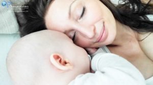 Erfahrt warum ich mich gegen Milchpulver als Säuglingsnahrung entschied. Des Weiteren bekommt ihr 10 wertvolle unverzichtbare Tipps bei Stillproblemen.