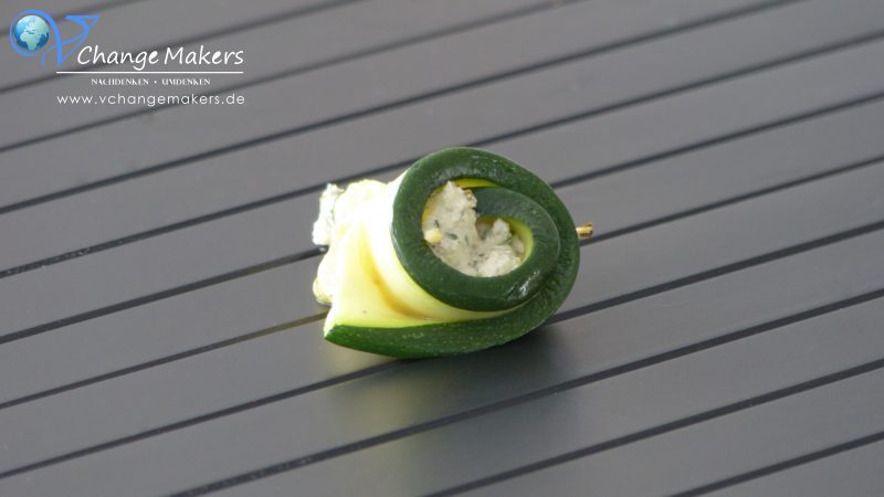 Rezept: Zucchinirollen mit einer grandiosen Füllung – vegan