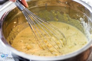 Einfaches Rezept mit wenigen Zutaten für eine spanische vegane Tortilla, die kalorienarm ist und ultralecker! Keine UNMENGEN an EIERN und ÖL!