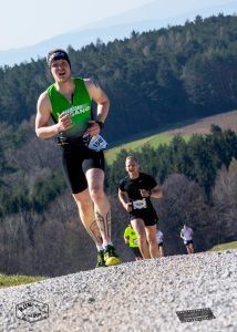 Der vegane Rugbyspieler und Ultraläufer Thorben überzeugt durch seine sportlichen Höchstleisungen jeden Kritiker. Erfahre mehr von seinen Tipps!