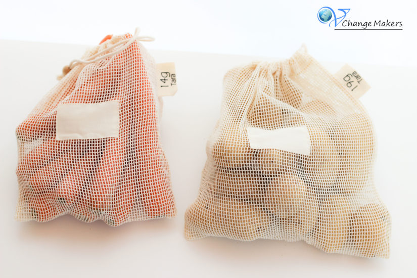 Obst- und Gemüsenetze aus Bio Baumwolle von pandoo haben einen wahsinnig großen Vorteil gegenüber Plastikbeuteln und konventioneller Baumwolle.