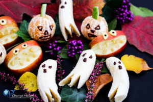 5 ganz einfache und super leckere vegane Halloween Snacks. Auch ideal für Kinder! Ohne sonderbare Zutaten und schnell gemacht.