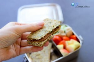 Leckere vegane und vollwertige Frühstücksideen und Inspirationen für Kinder Lunchboxen z. B. Kindergarten - nachhaltige Lunchboxen von pandoo