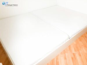 Schritt für Schritt Anleitung für ein DIY Familienbett für unter 190 Euro. Genaue Schritt für Schritt Anleitung, Materialien, Kosten, Dauer