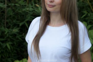 Weg von Fast Fashion hin zur giftfreien Fair Fashion von ArmedAngels! In 3 Schritten zur mehr Nachhaltigkeit in deinem Kleiderschrank. DetoxDenim